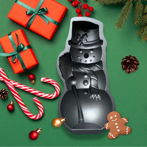 NWOB Nordic Ware Snowman Baking Pan Cast Aluminum Christmas Holiday Mold Cake - Picture 10 of 10